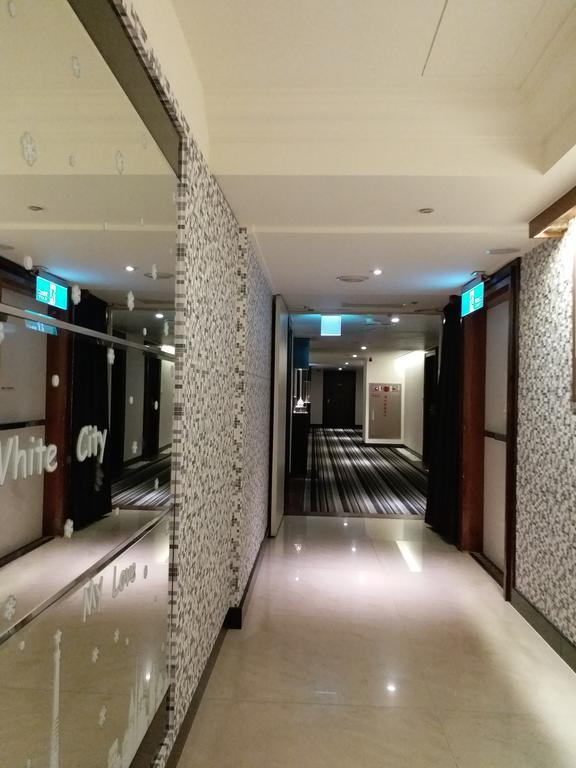 Hondow Hotel Taipei Bagian luar foto