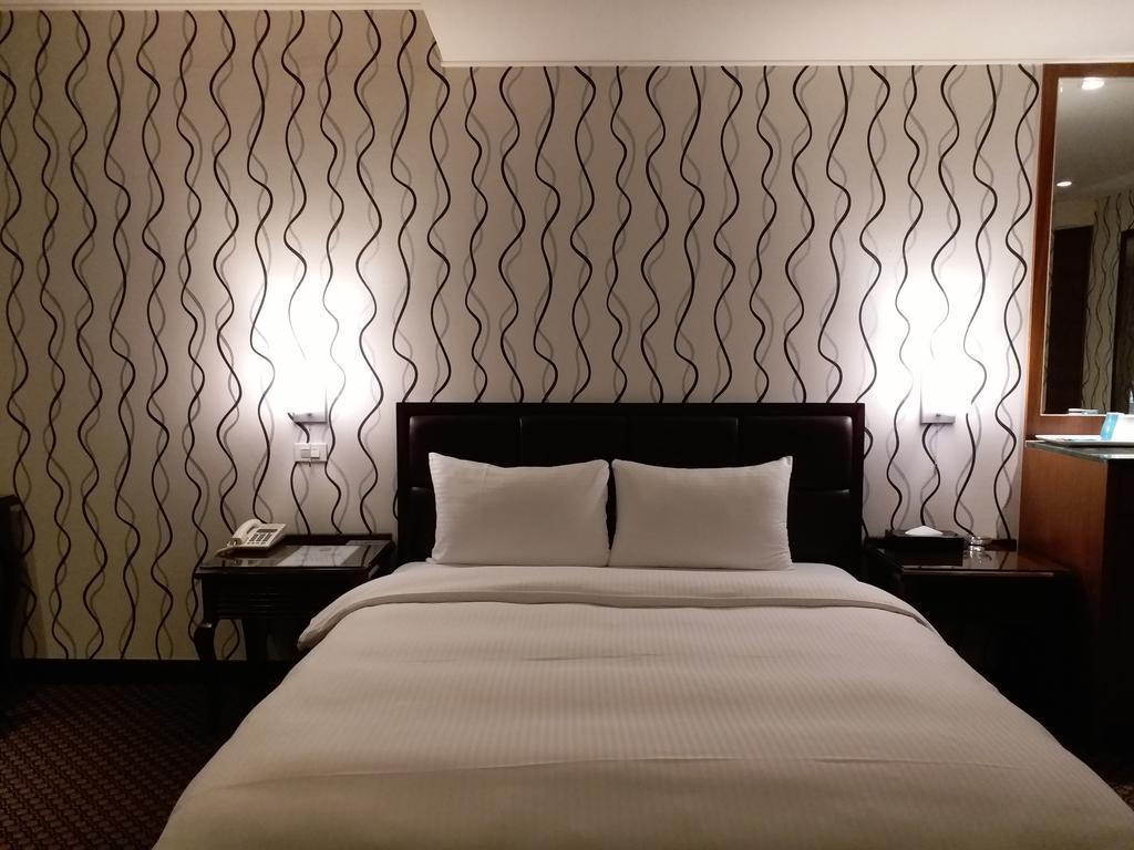 Hondow Hotel Taipei Bagian luar foto