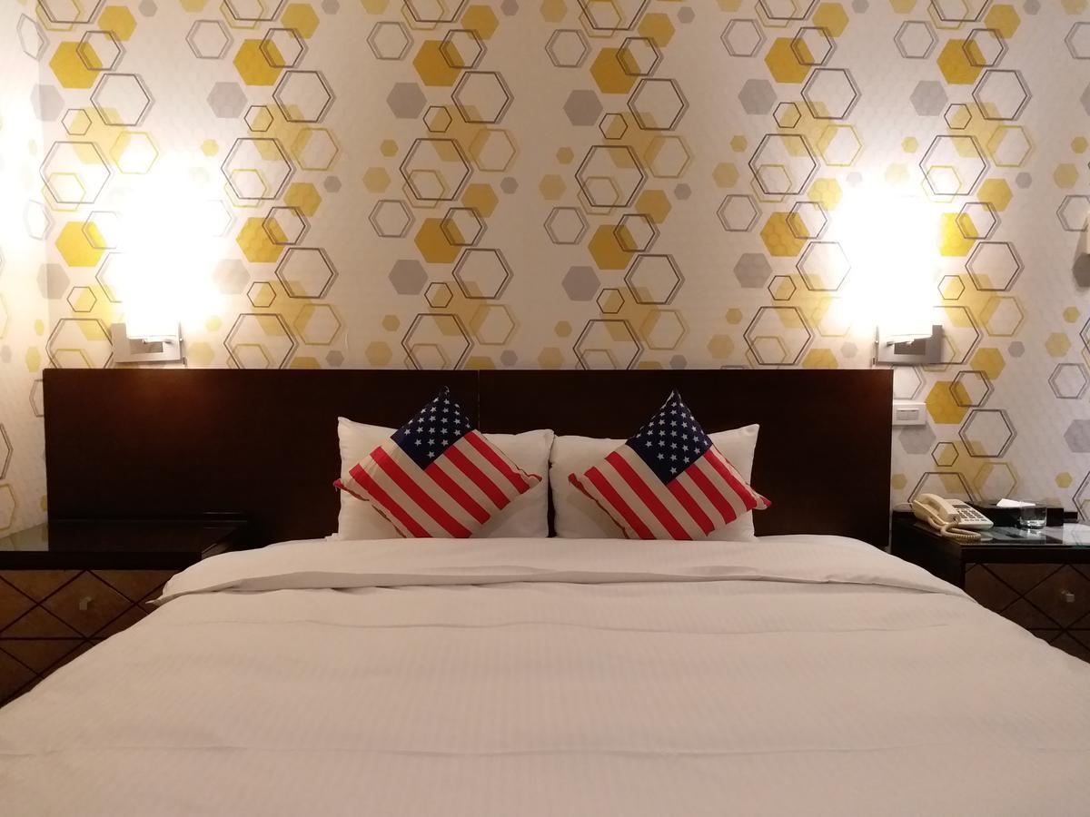 Hondow Hotel Taipei Bagian luar foto