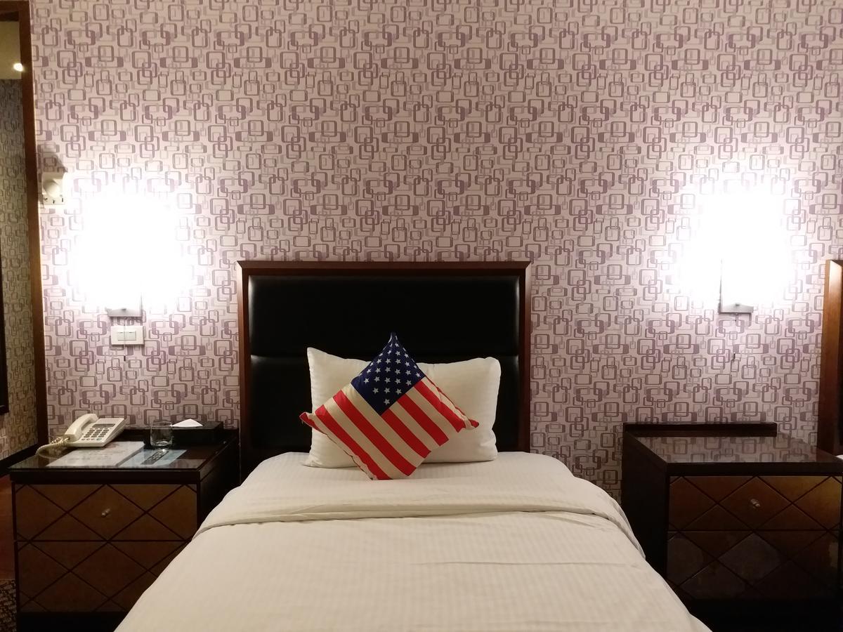 Hondow Hotel Taipei Bagian luar foto