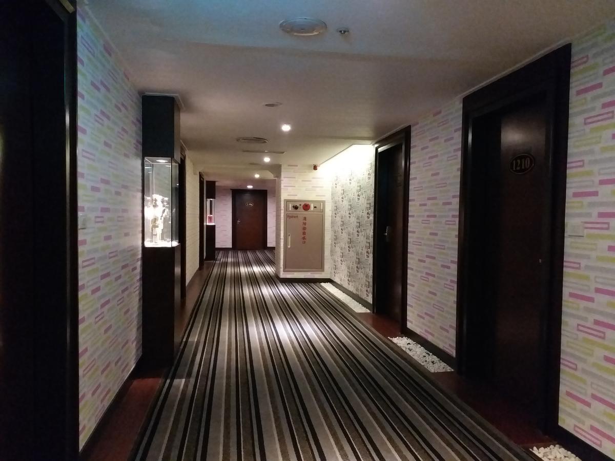 Hondow Hotel Taipei Bagian luar foto